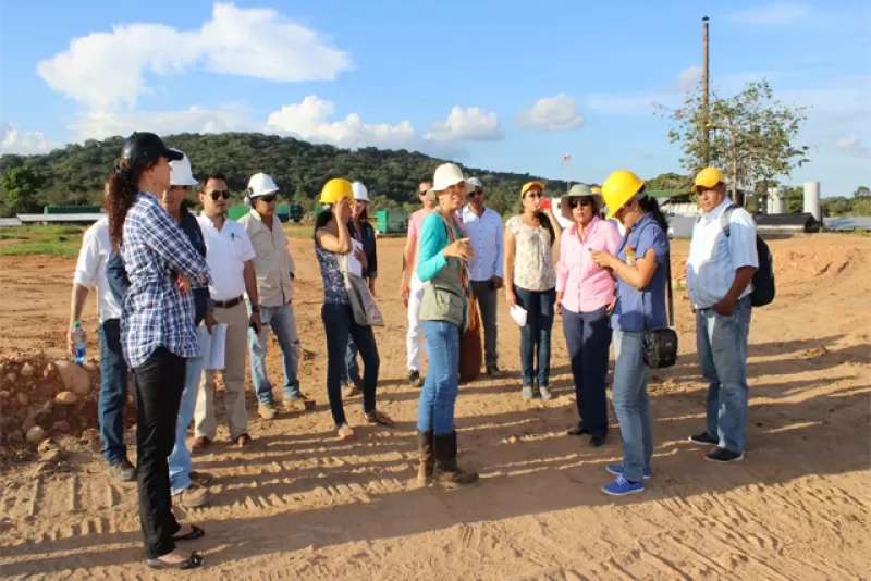 Corporinoquia verificó funcionamiento de la planta de tratamiento de residuos peligrosos del petróleo de CP COL en Pore, Casanare.